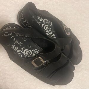 Propet Women's Black Buckle Sandals